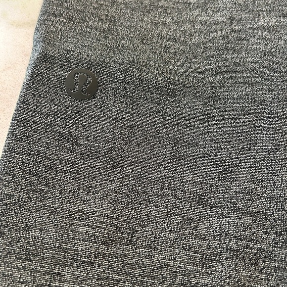 Lululemon On Track Jogger Heathered Black Size 2 - Picture 12 of 16